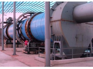 酒槽烘干機工作現(xiàn)場